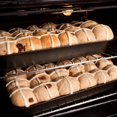 Hot Cross Buns in a home oven